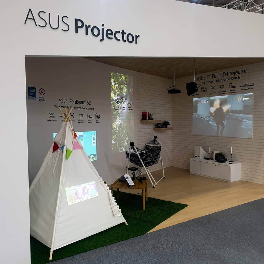 ASUSさんのインスタグラム写真 - (ASUSInstagram)「Thanks for joining us in Taipei! We are proud to deliver new experiences and solutions to innovators around the world. See you next year!😎​ ​  #ASUS #Computex2019​」6月4日 18時17分 - asus