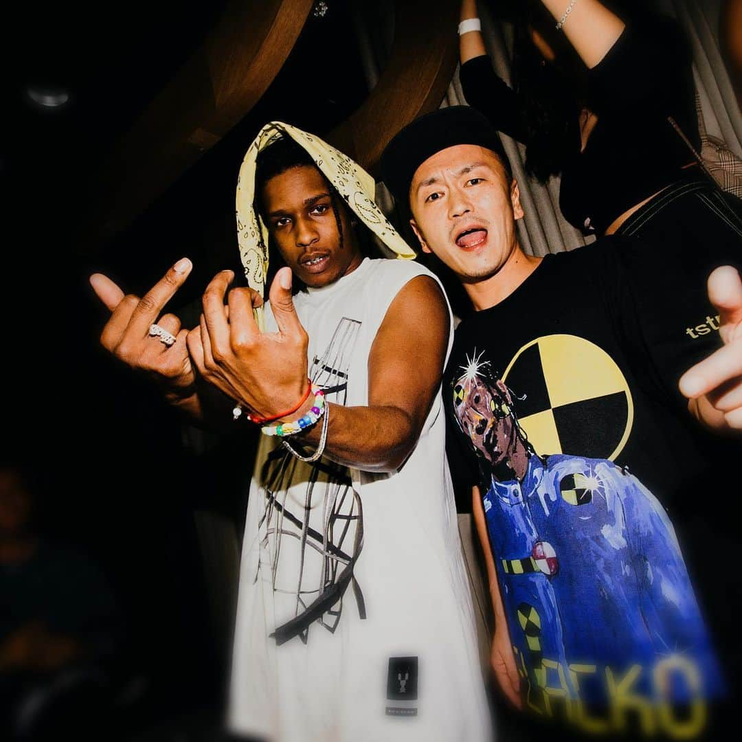 DJ LEADさんのインスタグラム写真 - (DJ LEADInstagram)「A.S.A.P. ROCKY was on 🔥🔥🔥 #asaprocky #prettyflacko #1oaktokyo  #sugarbitz #djlead #skamlife #skamartist #skamasia #theheavyhitterdjs #hot97 #skamartist #skamasia #bangkokinvaders #bitzcam  #arumatiks #dominatetheworld」6月4日 18時51分 - djleadhh