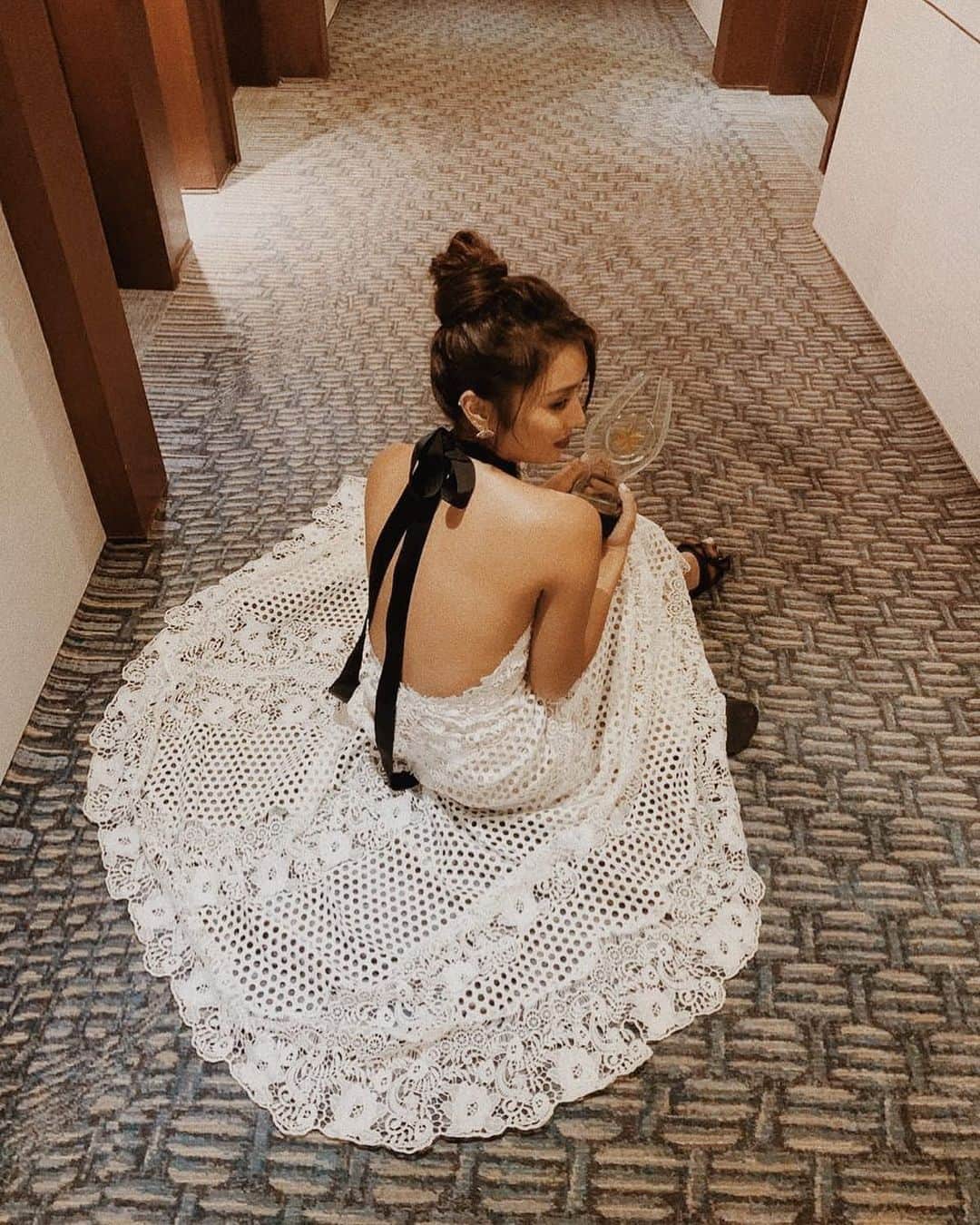 Kathryn Bernardoさんのインスタグラム写真 - (Kathryn BernardoInstagram)「Thank you so much PMPC Star Awards for honoring me with this recognition! It is with a grateful heart that I accept this award. 🥺Like what I’ve said in my speech, this means so much to me, because it’s a validation that true dedication does pay off. I hope this award inspires a little girl somewhere out there that it’s okay to dream big! ❤」6月4日 18時56分 - bernardokath