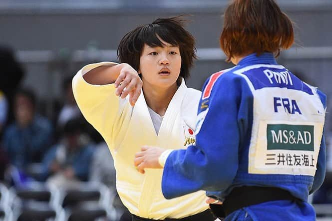 テレビ東京「柔道」さんのインスタグラム写真 - (テレビ東京「柔道」Instagram)「・ #東京五輪 代表内定  最速11月の #グランドスラム大阪 で‼️ ・ 全日本柔道連盟は4日、都内で理事会を開き 早ければ今年11月のグランドスラム大阪の大会後に 2020年東京五輪の代表選手を内定することを 承認しました。  選考の対象となるのは、 8月の世界選手権（日本武道館）と 11月のグランドスラム大阪の両大会で 金メダルを獲得した選手で、 グランドスラム大阪の大会後に開かれる 強化委員会の3分の2以上の賛成が得られた場合、 2020年東京五輪の代表に内定します‼️ ・ Photo:Itaru Chiba/Sachiko Hotaka #テレビ東京 #柔道 #Judo #Tokyo2020 #JudoOsaka #グランドスラム大阪はテレ東で放送📺」6月4日 19時05分 - tvtokyo_judo