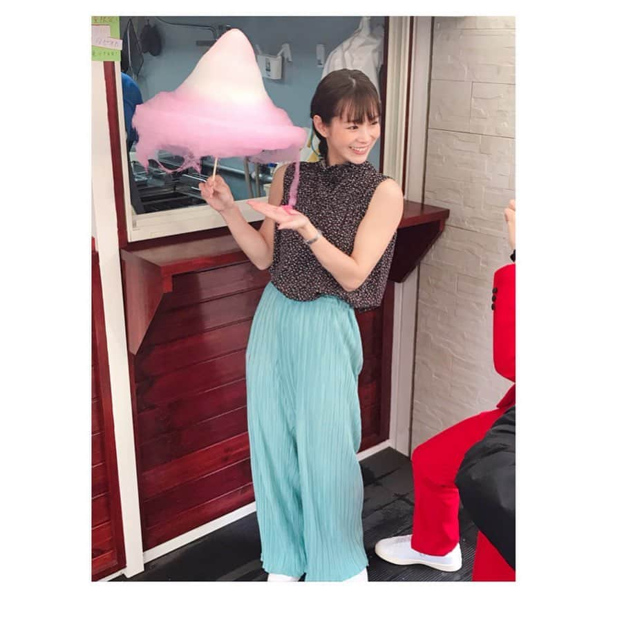 酒井瞳さんのインスタグラム写真 - (酒井瞳Instagram)「#よかばん #インスタ映え 探し2店舗目は #虹色小町 さん！宮崎で原宿！宮崎であの竹下通りを見つけたぁぁ！ 私が学生の時はテレビで観る物は東京でしか味わえないないと思っていたから、こうやって学生の夢を叶えてくれる大人が居てくれて凄く嬉しい！遊び心満載の店長さんで楽しいロケでした！ #nijicoma #宮崎 #umk #綿菓子 #食べるの好きな人と繋がりたい #グルメ #タピオカ #レインボー #ありがとうございます」6月4日 19時42分 - s.sakaihitomi