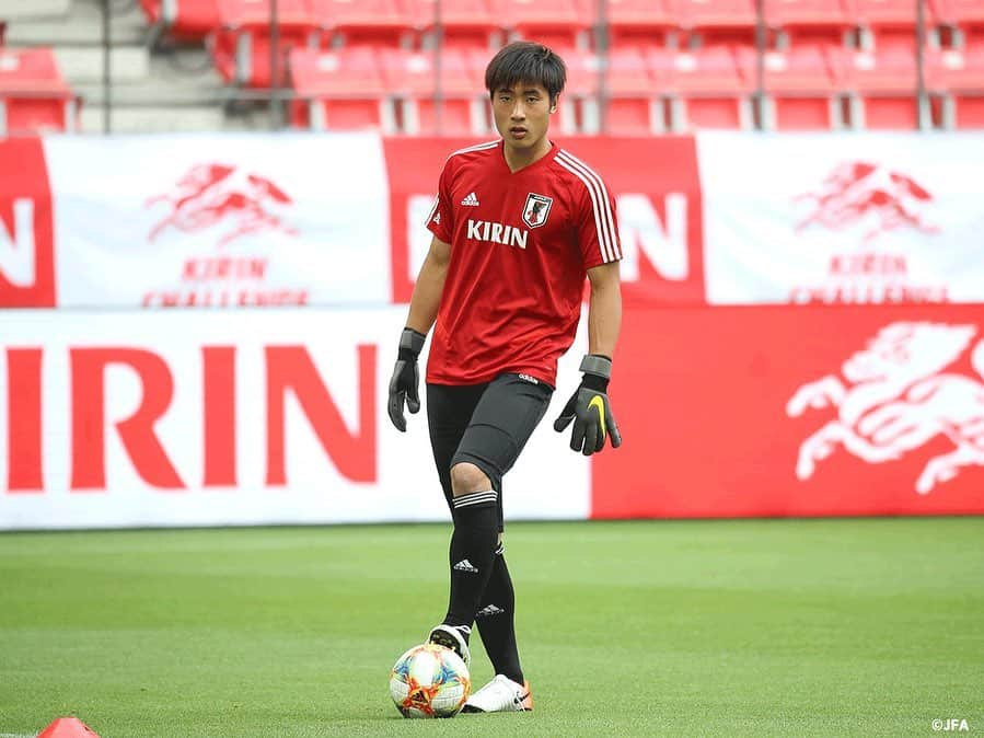 日本サッカー協会さんのインスタグラム写真 - (日本サッカー協会Instagram)「【📸日本代表 Team Cam】6/4(火)、#SAMURAIBLUE は翌日に控えるトリニダード・トバゴ戦を前に最終調整に臨みました。 ・ #daihyo #キリチャレの日 ―――――――――――――――――― キリンチャレンジカップ2019 🆚トリニダード・トバゴ代表 📅6/5(水)19:30KO 📍愛知／豊田スタジアム 📺フジテレビ系列で生中継 ・ 🆚エルサルバドル代表 📅6/9(日)19:00KO 📍宮城／ひとめぼれスタジアム宮城 📺TBS系列で生中継 ・ 👉大会情報はJFA.jpへ ――――――――――――――――――」6月4日 19時37分 - japanfootballassociation