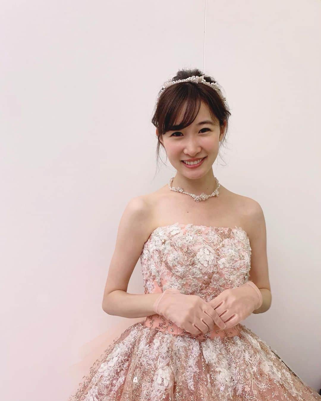 吉田友利恵さんのインスタグラム写真 - (吉田友利恵Instagram)「沢山ドレスを着ました👗」6月4日 19時45分 - _yurieyoshida_