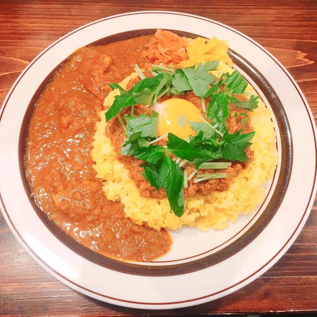 北見寛明のインスタグラム：「超チャラカレー🍛 #幡ヶ谷 #カレー #ウミネコカレー #超絶激チャラ #超絶激ウマって意味ね #美味しすぎてルー浴びたい #カレー好きの皆様是非」