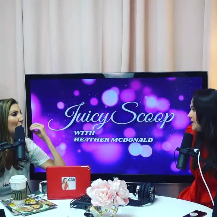 ヘザー・マクドナルドのインスタグラム：「Up now a super Juicy #juicyscoop episode with @taylorstrecker  Late in life lesbian, radio legend and best friend to Vanderpump Rules’ Stassi, Taylor tells all. From inadvertently stealing a job from your best friend to getting fired, Taylor and Heather share their juicy entertainment stories. Heather also re-enacts the latest episodes of #RHOBH & #RHONY Have you had a #startermarriage or #lateinlifelesbian story? Do share」