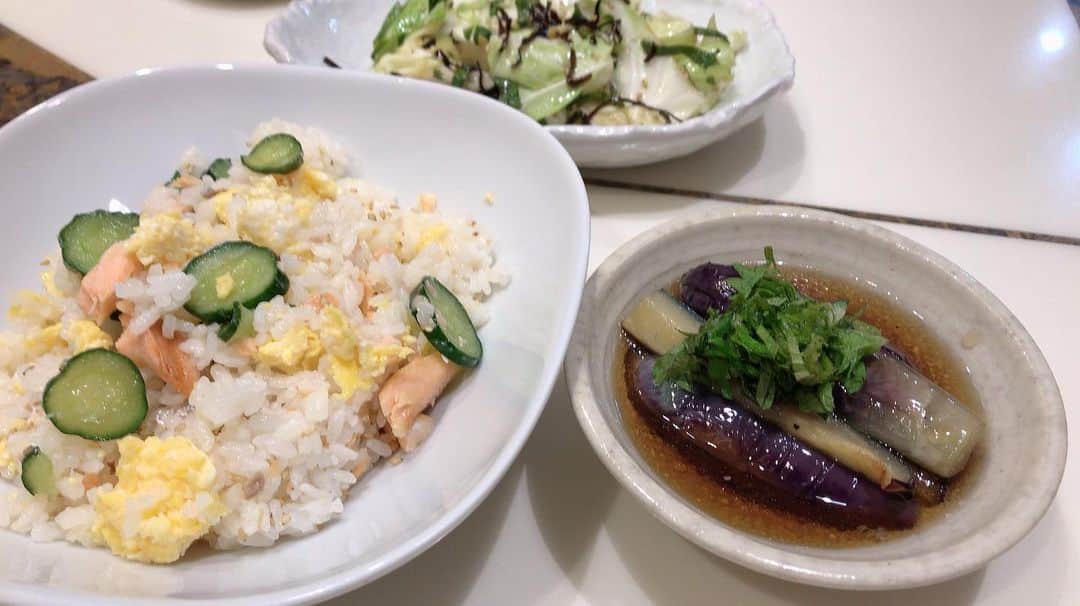 中島はるみさんのインスタグラム写真 - (中島はるみInstagram)「ヘルシーにしてみた。  #ヘルシーメニュー  #野菜 #これからご飯だし #ね」6月4日 20時40分 - harumi_nakajima