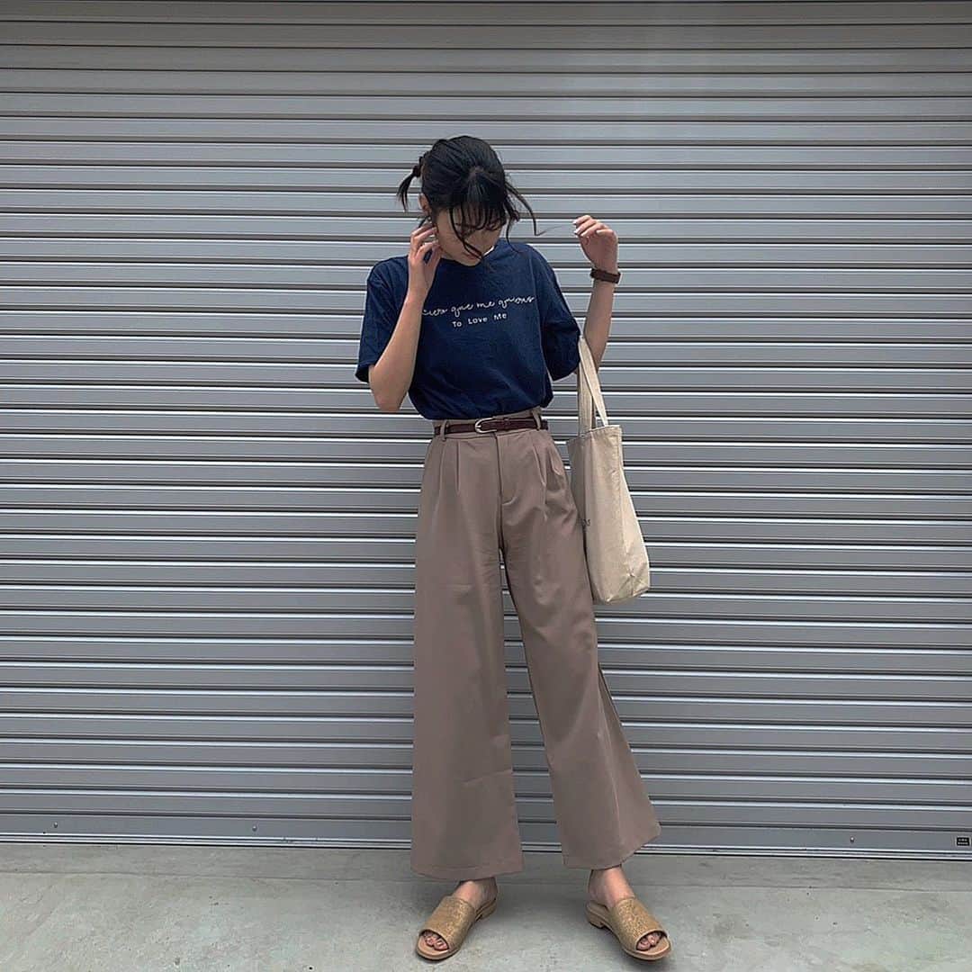 前田亜美のインスタグラム：「. . 今日の私服¨̮. . . わかるやつだけタグつける✌︎(　˙-˙　)✌︎. . 今日は最高の1日だったんだあああ. . . 👧🏻💗. . . #私服 #ami私服」