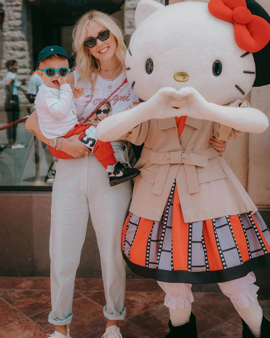 キアラ・フェラーニさんのインスタグラム写真 - (キアラ・フェラーニInstagram)「Some more from our day together at Universal Studios.. Should we bring Leo to Disneyland when I’m back in LA on Saturday?」6月4日 21時47分 - chiaraferragni