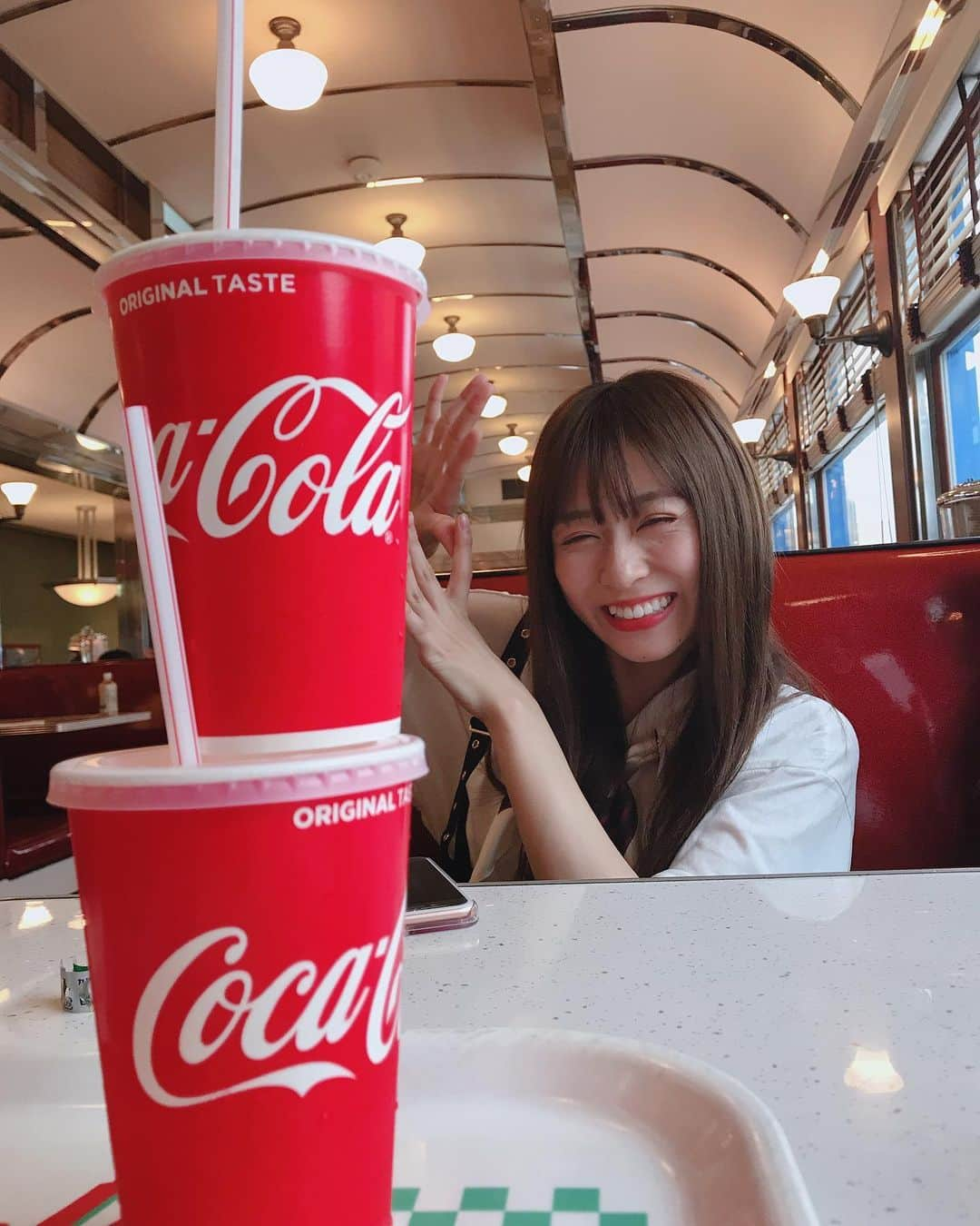 内木志さんのインスタグラム写真 - (内木志Instagram)「うわーーーーー🥤 #ゆきつんさんが撮ってくれた🧡 #めっちゃ笑顔」6月4日 21時48分 - cocoro_naiki