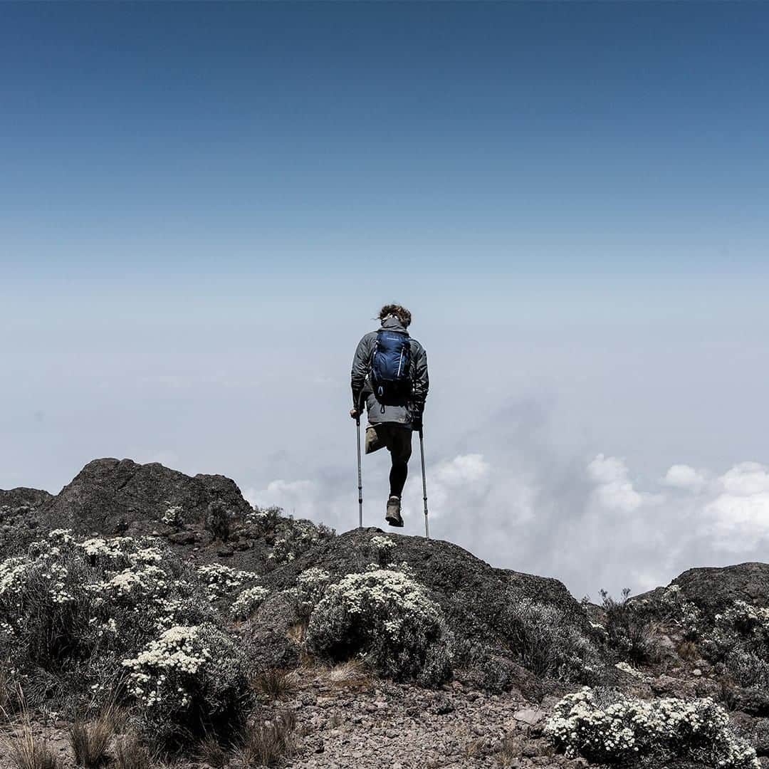 Mammutさんのインスタグラム写真 - (MammutInstagram)「@tomnative: “By climbing Kilimanjaro, I wanted to prove that a physical impairment does not necessarily need to be a disability. When I was a young boy, it would have felt great if someone had told me that there was a crazy guy out there climbing mountains with just one leg. My personal success can now serve as an inspiration for others – that makes me feel very happy and proud.” Mammut brand ambassador Tom Belz demonstrates how to achieve the impossible. The fact that, since childhood, he has had just one leg is not deterring Tom from tackling the 7-day ascent to the summit of Kilimanjaro. Find the whole story with the link in bio.  #mammut_swiss1862 #dowhatyoucant #bewhatyoucan #mountainlove #stayandwander #exploringtheglobe #adventurethatislife #mountainvibes #letswander」6月4日 22時00分 - mammut_swiss1862