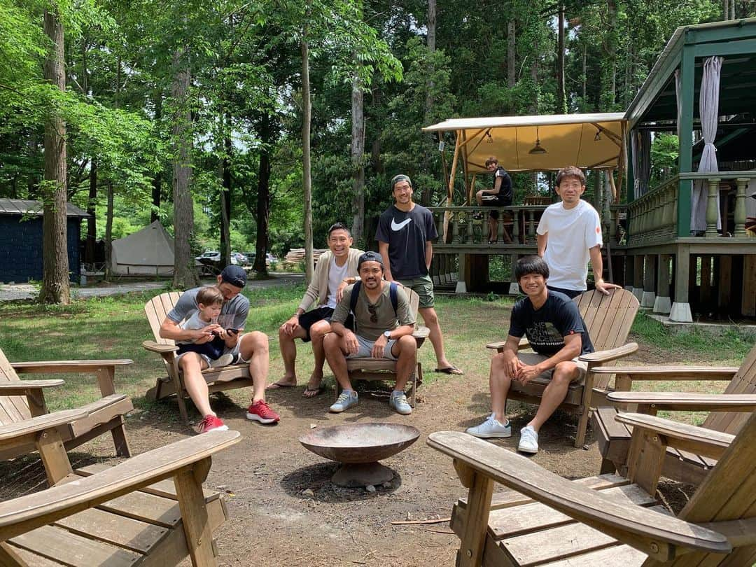 森脇良太さんのインスタグラム写真 - (森脇良太Instagram)「皆んなでキャンプ⛺️⛺️⛺️ BBQ🍖🍖🍖 😆😆😆😆😆😆😆😆😆😆😆 #東京クラシックキャンプ #BBQ #バーベキュー #キャンプ  #CABIN #キャビン #TENT #テント  #アウトドア  #鈴木 選手 #森脇 #興梠 選手 #山田 選手 #岩舘 選手 #宇賀神 選手 #柏木 選手  @4daisuke4  @yosuke_kashiwagi  @ugajin.no3」6月4日 22時17分 - moriwaki46_official