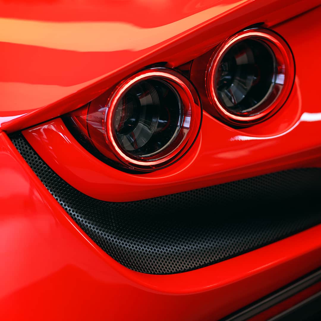 フェラーリさんのインスタグラム写真 - (フェラーリInstagram)「#FerrariF8Tributo: design centered on classic #Ferrari styling cues and divine detailing. #Details #ItalianDesign」6月4日 22時46分 - ferrari