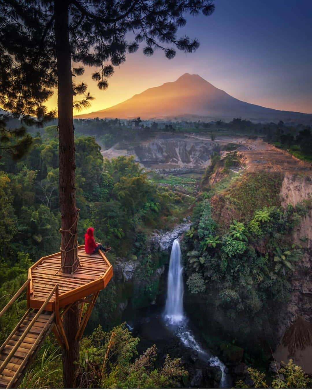 Wonderful Placesさんのインスタグラム写真 - (Wonderful PlacesInstagram)「Indonesia ✨❤️❤️❤️✨ .  Picture by ✨✨@fariddc7✨✨ #wonderful_places for a feature ❤️」6月4日 22時56分 - wonderful_places