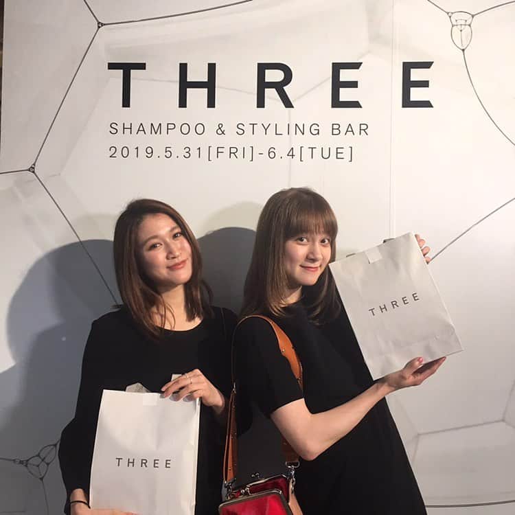 後藤夕貴のインスタグラム：「𓂁 いつもコスメで使ってるTHREE ヘアケアでは初めましてのTHREE @threecosmetics  ㅤ 髪はもちろん頭皮ケアもしてくれるから 頭の先から栄養たっぷりでうれしい men's向けのヘアケアもあるよ！ ㅤ 去年までブリーチ繰り返してたから 今年こそは綺麗に伸ばそうって決めてるの！ ㅤ みんなで美髪ゲットしよう♡ #three #haircare」