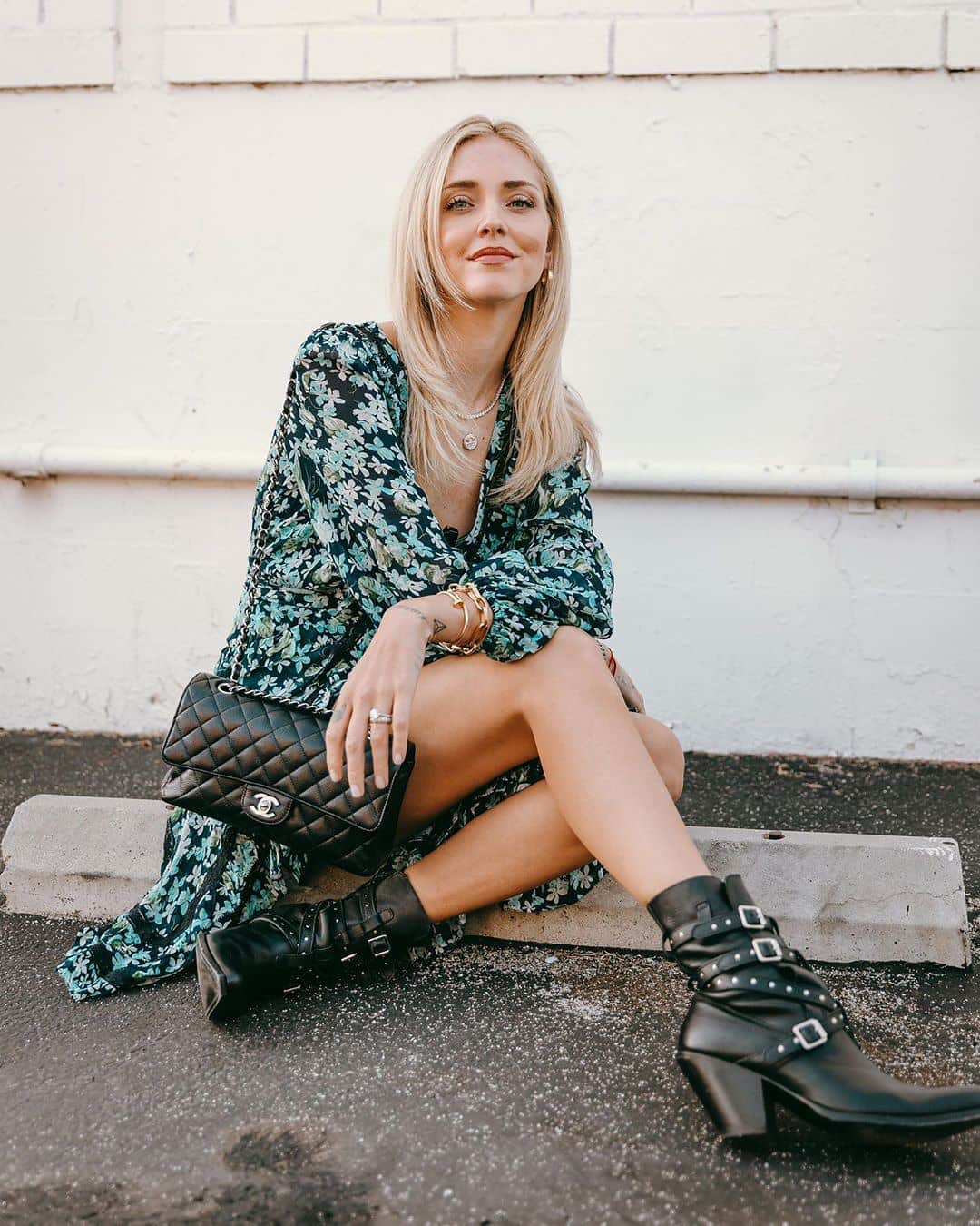 Blonde Saladさんのインスタグラム写真 - (Blonde SaladInstagram)「Chiara Ferragni’s looks in Los Angeles give us the perfect inspiration to create amazing summer outfits🐚 Find them out in our mag🖤 #theblondesalad #chiaraferragni #copythelook #fashion #summer2019  #outfit @chiaraferragni」6月4日 23時15分 - theblondesalad