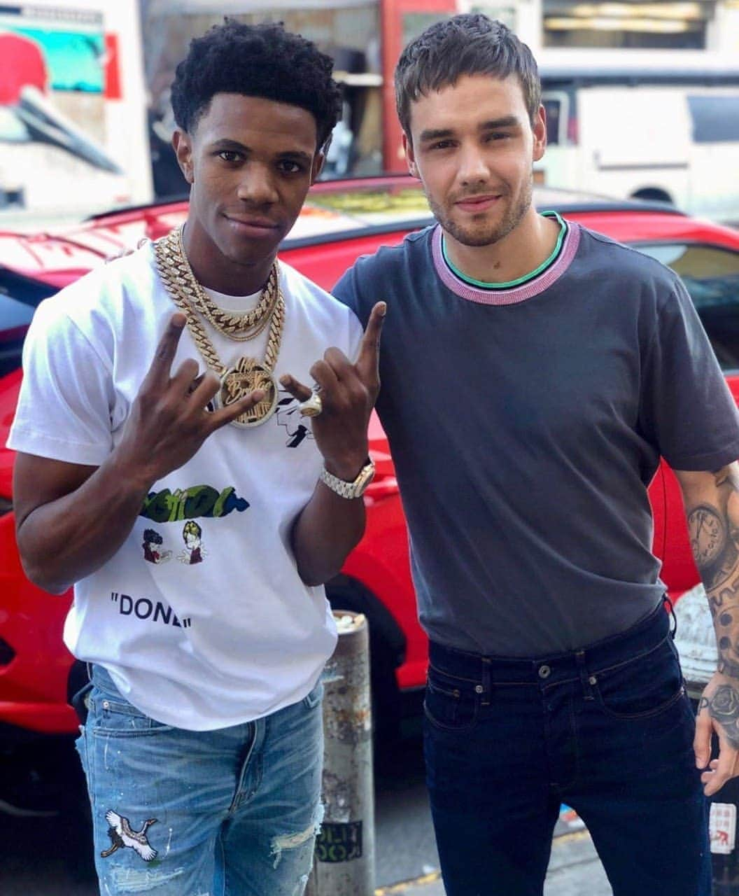 リアム・ペインさんのインスタグラム写真 - (リアム・ペインInstagram)「Swervin 🤘🏼」6月4日 23時30分 - liampayne