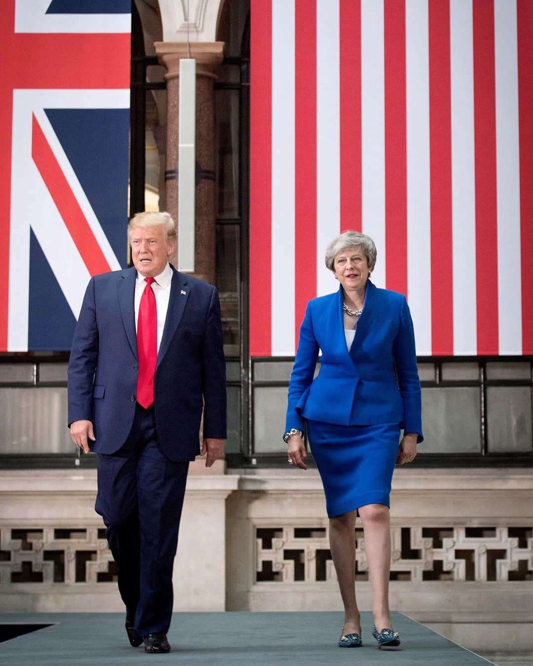 NBC Newsさんのインスタグラム写真 - (NBC NewsInstagram)「President Trump and PM May participated in a joint press conference on the second day of his visit to the UK. Click the link in our bio to read more. . 📷 @stefan.rousseau / WPA Pool / @gettyimages」6月5日 0時18分 - nbcnews