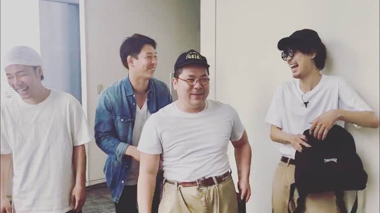 日本テレビ「ウチのガヤがすみません！」さんのインスタグラム写真 - (日本テレビ「ウチのガヤがすみません！」Instagram)「#成田凌 が#ネルソンズ と反省会👏😍 . 大好きなネルソンズさんとのコラボコントで “クセのあるおじさん”になりきった成田さん💮 . スタジオではMCもゲストも大爆笑🤣💥でしたが 視聴者の皆様にも楽しんでもらえたかしら…🤗❓ 成田さんの勇姿を見逃してしまった方へ💌👇 #Hulu & 日テレ無料(#TVer)で【6/4放送】をチェックしてください👀✨ ※日テレ無料(TVer)は放送後1週間限定です※ . #ウチのガヤがすみません #ウチガヤ  #豪華ゲストとガヤ芸人 #ガヤ芸人オフショット #芸人 #小松菜奈 #門脇麦 #さよならくちびる」6月5日 0時48分 - uchino_gaya