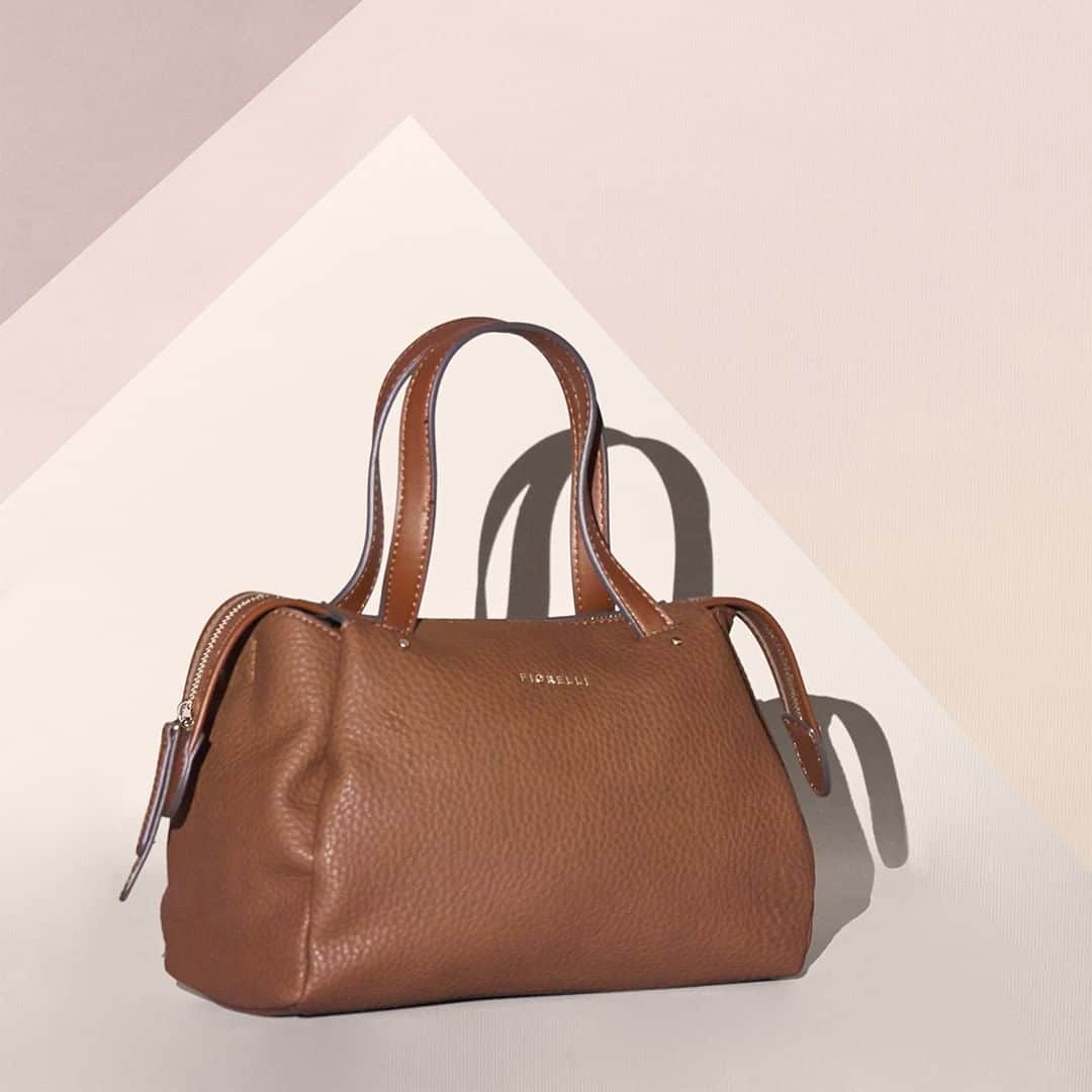 フィオレッリさんのインスタグラム写真 - (フィオレッリInstagram)「Choose the Callie Mini for a casual and compact addition to any outfit 👏 Was £55, now £27.50 - use FIORELLI20 for an extra 20% off #FiorelliFor #Handbags #SaleHandbags」6月5日 1時02分 - fiorelli_bags