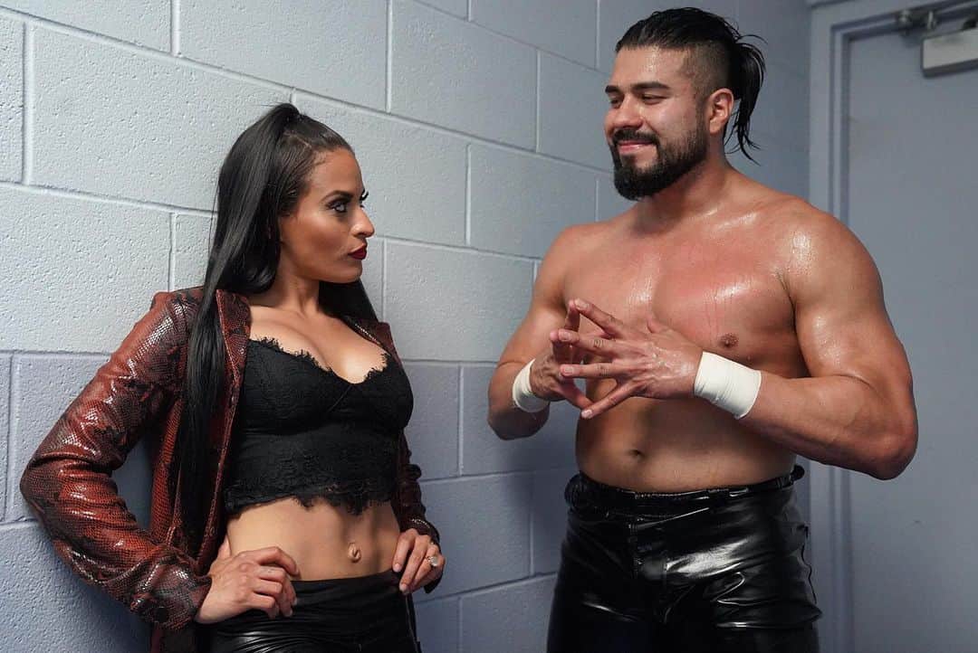 WWEさんのインスタグラム写真 - (WWEInstagram)「@andradealmas & @zelina_vegawwe make a statement just three days before #WWESSD! Are we looking at the next #ICChampion?」6月5日 10時49分 - wwe