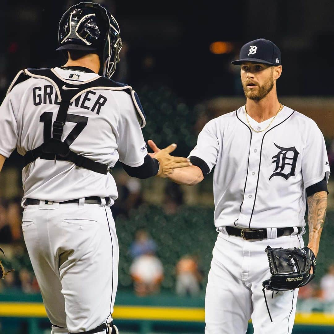 デトロイト・タイガースさんのインスタグラム写真 - (デトロイト・タイガースInstagram)「Bring it in for a #TigersWin.」6月5日 11時44分 - tigers