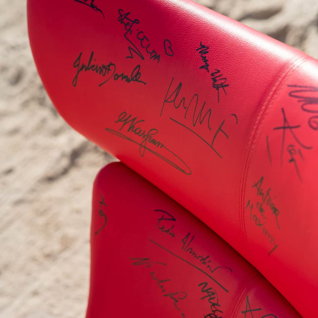 BoConceptさんのインスタグラム写真 - (BoConceptInstagram)「The Imola chair has been featured in countless films, ads and TV series. And this year it took centre stage at Cannes Film Festival in award-worthy red leather. The chair, signed by celebrities including @willemdafoe1955, @antoniobanderasoficial and @chloessevigny, will be auctioned with the proceeds going to @imagineformargo_officiel.  #enfantssanscancer #gofightwin #cannesfilmfestival #cannes2019 #plagemajestic72 #boconcept #danishdesign」6月5日 3時13分 - boconcept_official