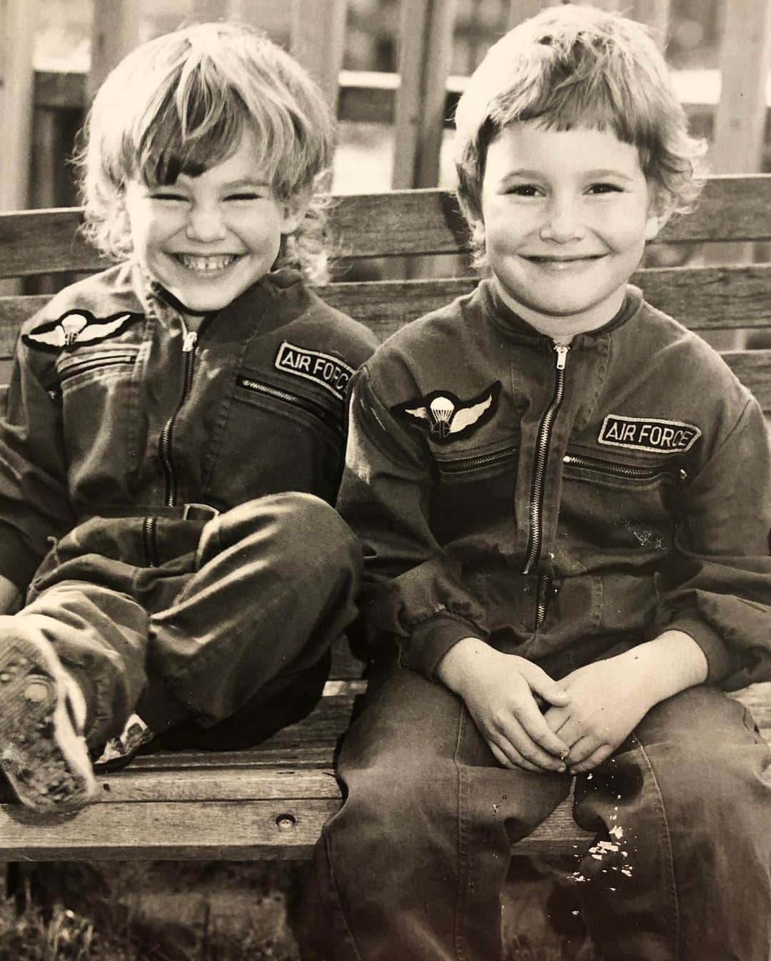 ブロディ・ジェンナーさんのインスタグラム写真 - (ブロディ・ジェンナーInstagram)「Happy birthday to the best big brother anyone could ask for. This is a photo of us deciding to run away… Or more like Brandon running away and me going along with the plan because that’s what a good little brother does. Love you @brandonjenner ❤️🤙🏼👊🏼」6月5日 3時52分 - brodyjenner