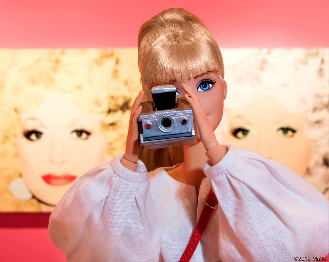 バービーさんのインスタグラム写真 - (バービーInstagram)「Spent hours inside the @levygorvy gallery for the #WarholWomen exhibit. These iconic, timeless women are a major inspiration! 🎨 #AndyWarhol #LevyGorvy #barbie #barbiestyle」6月5日 5時11分 - barbiestyle