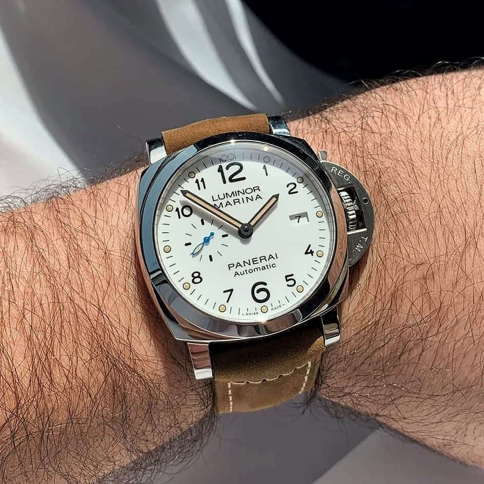パネライのインスタグラム：「Always nice to welcome a new member into the #Panerai family. Or as we like to pay PAMily.  Congrats to @alalimohamed on picking up this #PAM1499 white dialed Luminor Marina. he follows this quickly with his second which was the #PAM616. The addiction is real!  #paneraicentral」