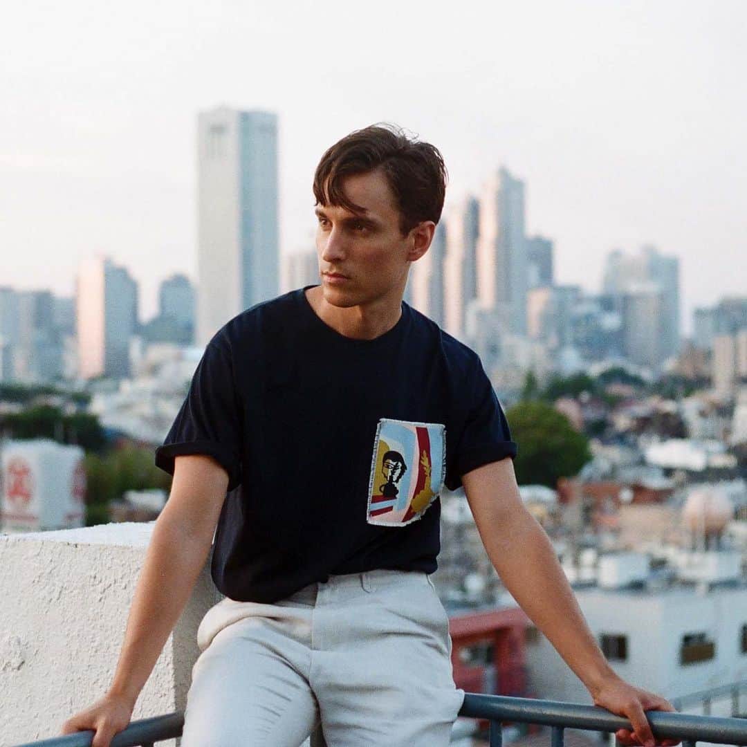 のインスタグラム：「See you on this Friday at Palais Royal - Gallery “3m2” Get the collaboration T-shirts with the Denmark based black-and-white monochrome artist Phuc Van Dang @phucisme is pre-launching with a vernissage at gallery on 07/06. . @loveli_official 😘 @johannesfihlen 😘 @xaviertera 😘 @anacanomakeup . . #Tokyo #graphic #tshirts #Paris #abstractart」
