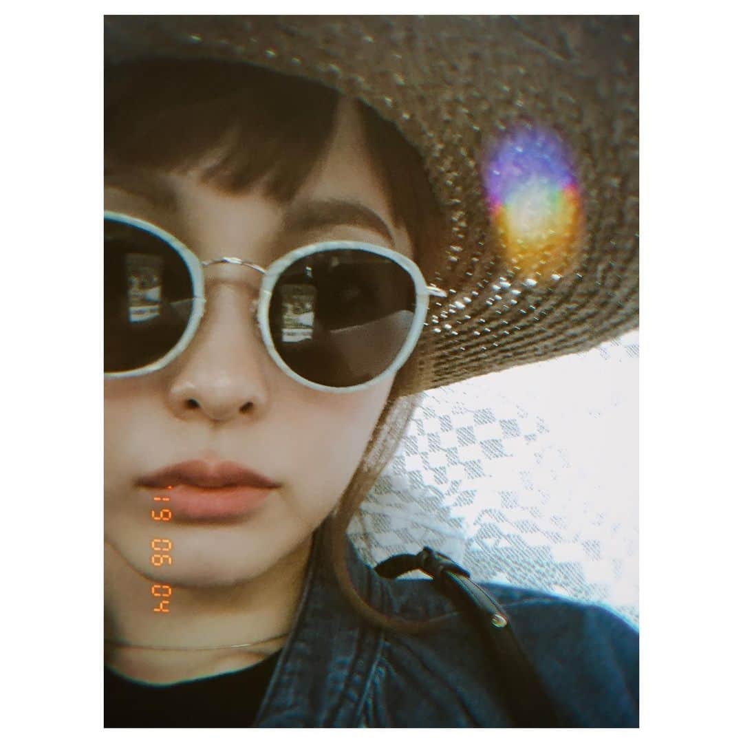 平山あやさんのインスタグラム写真 - (平山あやInstagram)「昨日は  @sugri_hat  の帽子と @meganeandme のサングラス✨  #goodmorning  #fashion  #ootd  #sunglasses  #hat  #hello」6月5日 8時26分 - aya_hirayama