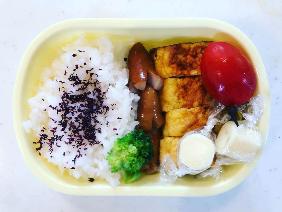 GAKU-MCさんのインスタグラム写真 - (GAKU-MCInstagram)「次女の #弁当 作製！ #代打 #パパエムシー #ママいつもご苦労様です #完食 #熱望」6月5日 8時39分 - gaku_mc