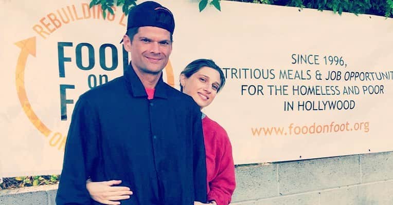 のインスタグラム：「Proud to be a part of @foodonfootla who provides nutritious meals and job opportunities for the homeless and poor in Hollywood. www.foodonfoot.org」