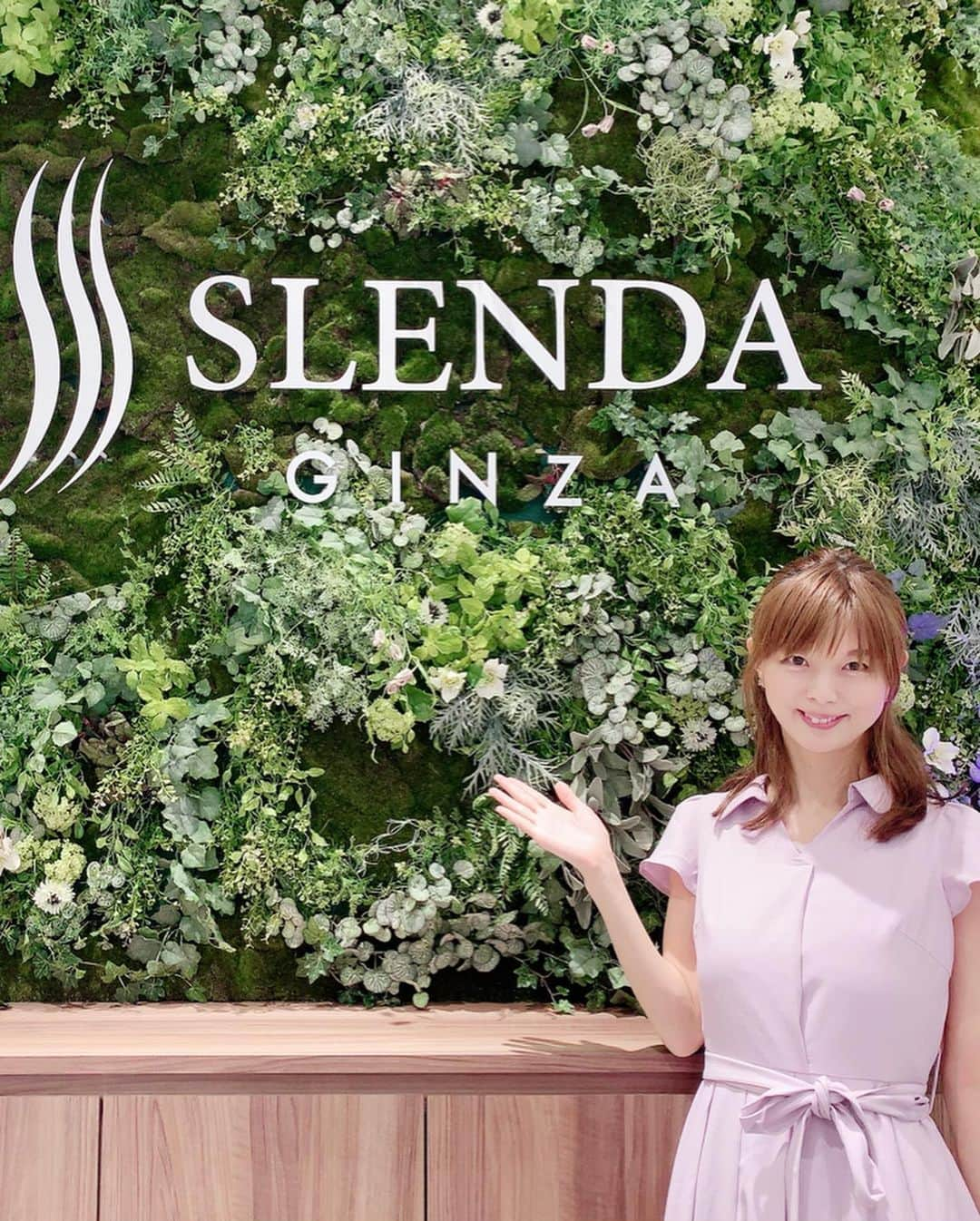 satomiさんのインスタグラム写真 - (satomiInstagram)「定期的に通ってるんスレンダ銀座(@slendaginza_official )へ 行ってきました🖤 * * 今日はEMSとマッサージによる脚やせを してもらったよ(*´꒳`*)🌸 * * 運動しても内側の脂肪やセルライトは 無くならないのでここは機械と手技に 頼ってます❤︎ * * 私も検査してもらいましたが本気で 痩せたい人は遺伝子検査して食事に 気をつけることがオススメです⭐️ * *  終わった後は夜ご飯は控えて プロテイン飲んだよ( ˶ˆ꒳ˆ˵ )❤︎ * * #slendaginza  #スレンダ銀座  #slenda #ginza  #痩身エステ  #CORE特別企画 #金子賢への挑戦状 #鍛神 #ダイエット  #COREインフルエンサー #賞金10万円 #サイエンスエステ  #ボディメイク  #ダイエット」6月5日 9時01分 - saatoomii47