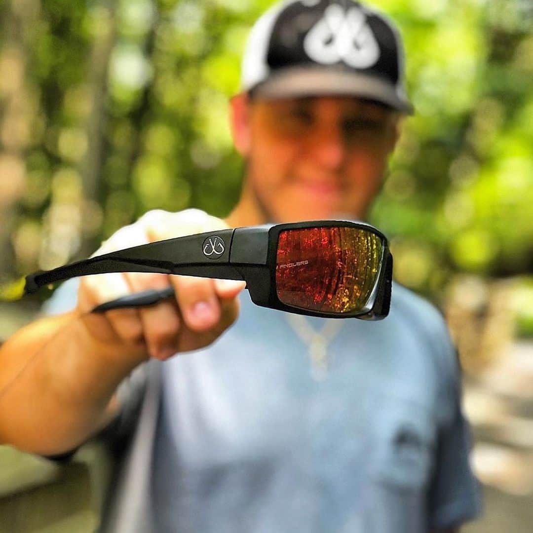 Filthy Anglers™さんのインスタグラム写真 - (Filthy Anglers™Instagram)「Great photo from Cody Collins @bass_assassin_12 showing off his favorite shades the Filthy Deltas. Always rocking the filth. What’s your favorite style and color?! Comment below, giveaway coming up soon with our shades, stay tuned. www.filthyanglers.com #fishing #filthyanglers #bass #bassfishing #trout #riverfishing #boat #bass #sunglasses #angler #teamfilthy #hunting #polarized #delta #fish #outdoors」6月5日 9時31分 - filthyanglers