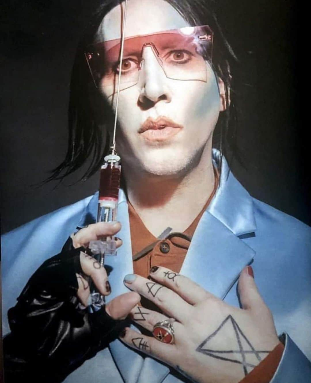 アレックスストリーターさんのインスタグラム写真 - (アレックスストリーターInstagram)「The doctor will see you now... Forever grateful to @marilynmanson for constantly rocking his Harlequin #AngelHeartRing! Check it out at AngelHeartRing.com  #AlexStreeter」6月5日 9時50分 - alexstreeternyc