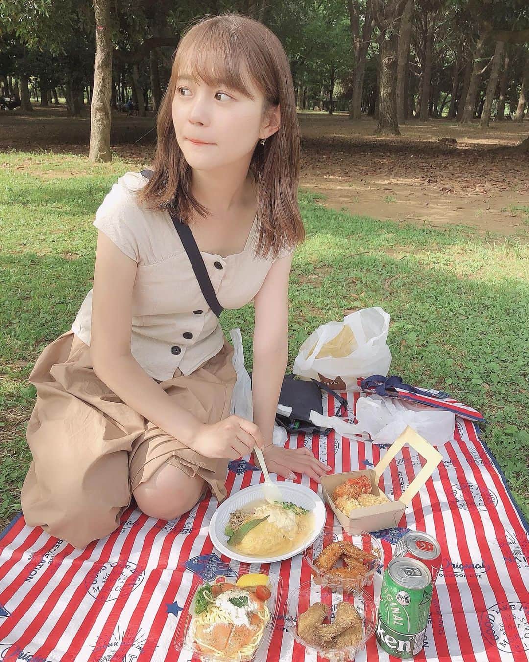 福見真紀さんのインスタグラム写真 - (福見真紀Instagram)「きのう🍱 スカートはファンの女の子にもらったもの💓かわいい☺️ありがとう🙇‍♀️」6月5日 9時45分 - mak1ch1