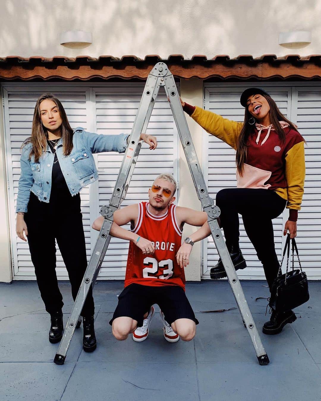 Bruna Unzuetaのインスタグラム：「Mili e milianos」