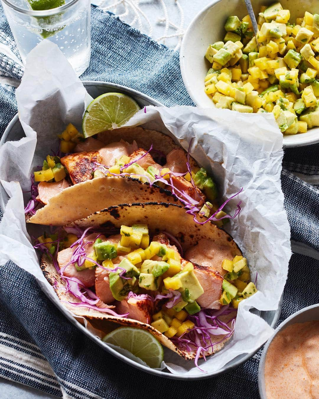 Gaby Dalkinさんのインスタグラム写真 - (Gaby DalkinInstagram)「Favorite kind of taco?!? Mine is currently these Chipotle Salmon Tacos with Chipotle Crema and Avocado Mango Salsa and they are very extra. And I am into it! 😋 grab the recipe on the blog」6月5日 10時07分 - whatsgabycookin