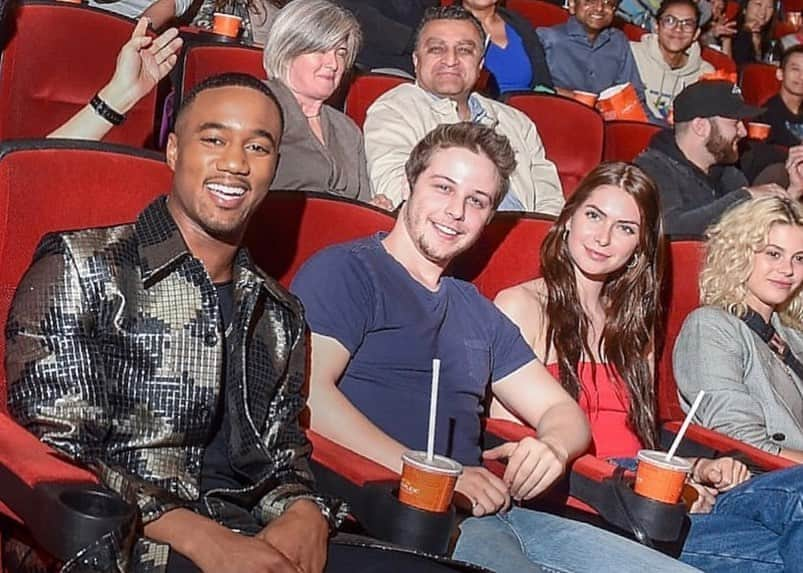 Warner Bros. Picturesさんのインスタグラム写真 - (Warner Bros. PicturesInstagram)「#Repost @warnerbrosca #YaDamnRight! Last night was #OneBadMutha-approved. SHAFT star Jessie T. Usher welcomed guests to a special screening. Thank you to Devo Brown for hosting the evening! #SHAFTxCANADA」6月5日 10時06分 - wbpictures