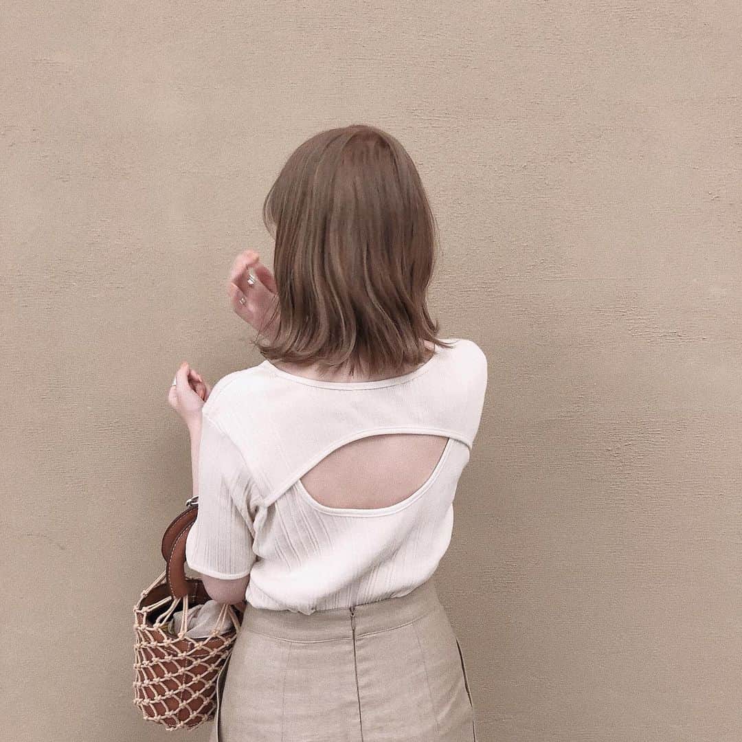 ムサシさんのインスタグラム写真 - (ムサシInstagram)「. back style 🦢♡♡ tops @alia_jp #Alia」6月5日 21時15分 - ___musashi.___