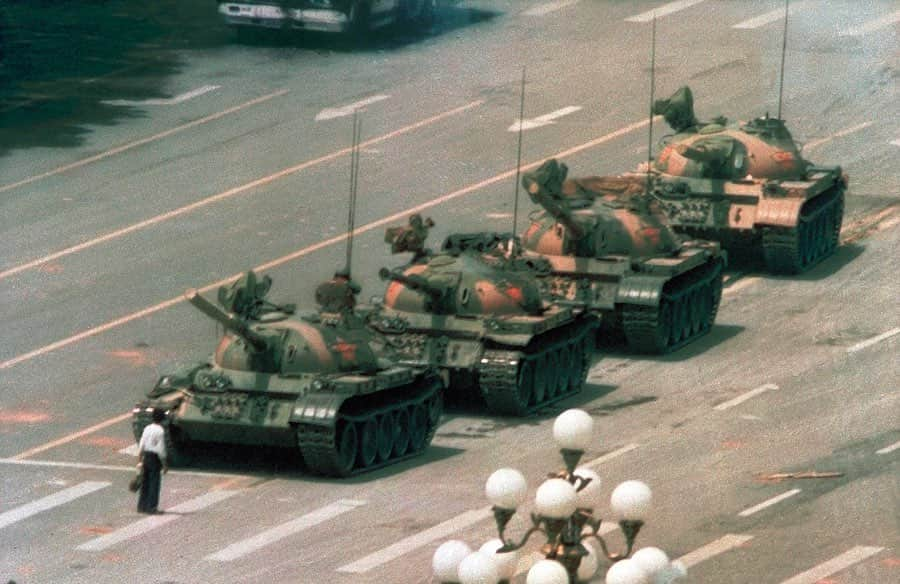 デイビット・チャンさんのインスタグラム写真 - (デイビット・チャンInstagram)「30 years later...tank man is still my hero  #sisyphus」6月5日 20時01分 - davidchang