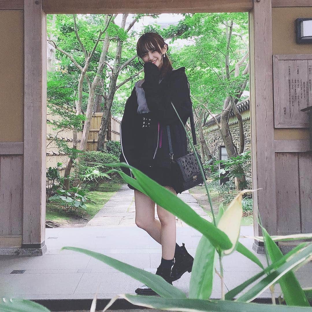 神田麗さんのインスタグラム写真 - (神田麗Instagram)「気がついて笑うまで、  このお庭ゆっくりできて楽しかった」6月5日 19時55分 - _reite_me