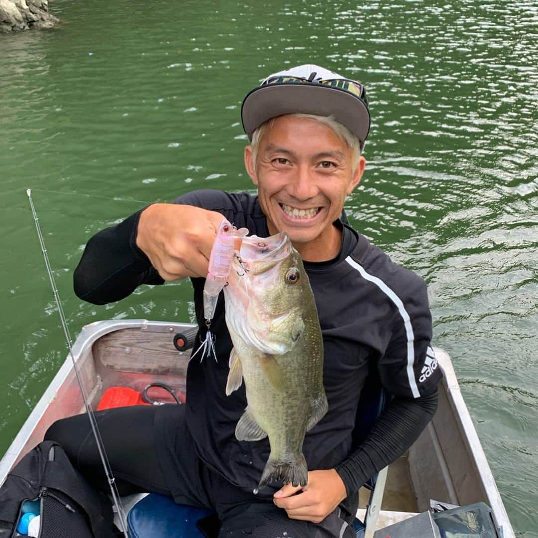 田中亜土夢さんのインスタグラム写真 - (田中亜土夢Instagram)「アウトドア王子📸  #Patagonia #bassfishing  #outdoor  #jackall #西大伍」6月5日 20時09分 - atom_tanaka_official