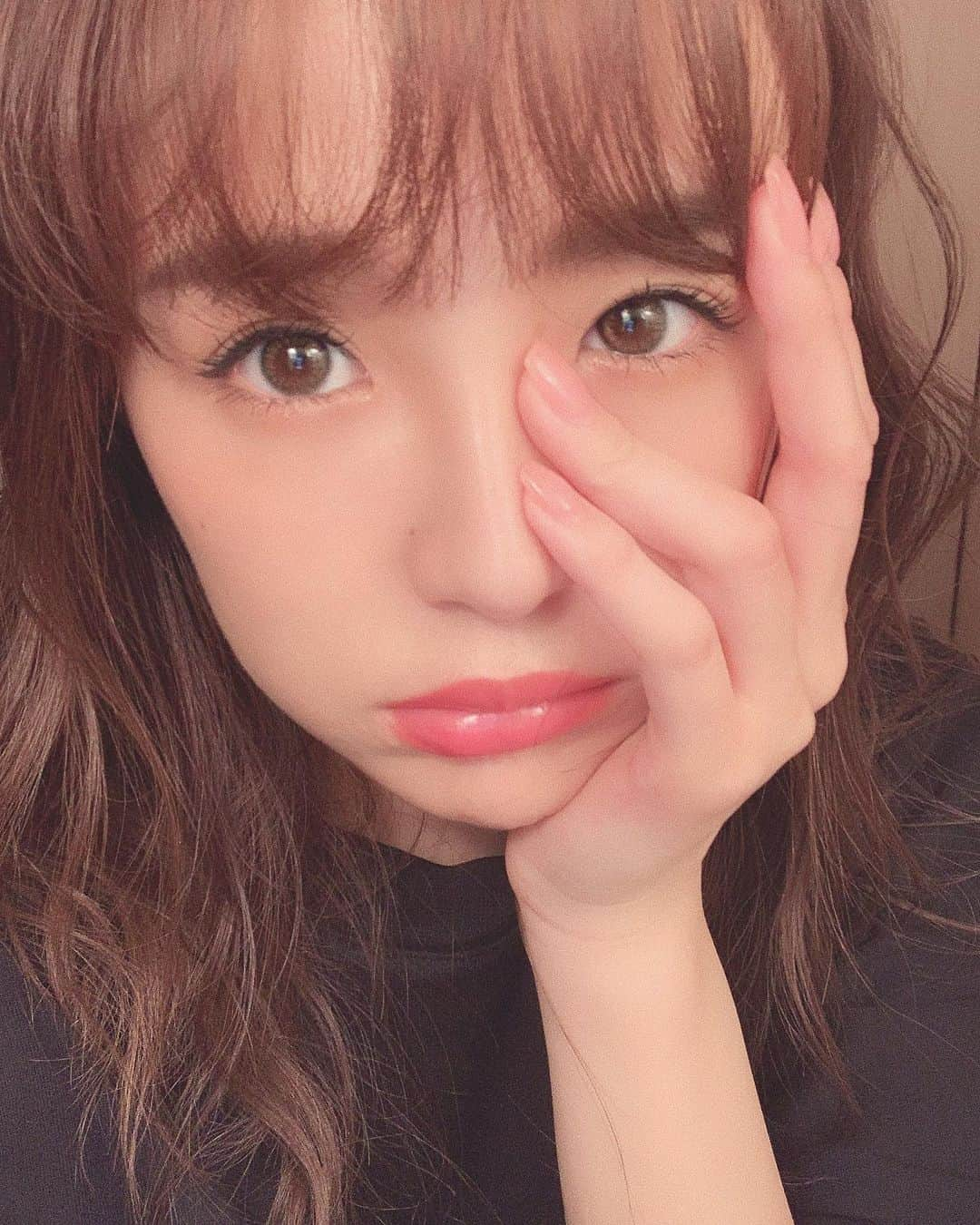 蓼沼楓さんのインスタグラム写真 - (蓼沼楓Instagram)「すけすけぴんくちゃん🐖🌸♡ #pinknails」6月5日 20時22分 - pyon_sta