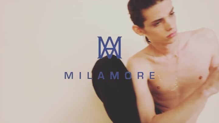 稲木ジョージのインスタグラム：「The Current generation has decided that the “normal” categories no longer define them. “Beauty” is much more diverse ❤️ @milamorejewelry  型にはまった「美しさ」にとらわれず、もっといろんな形の「美」があってもいいんじゃないかな？」