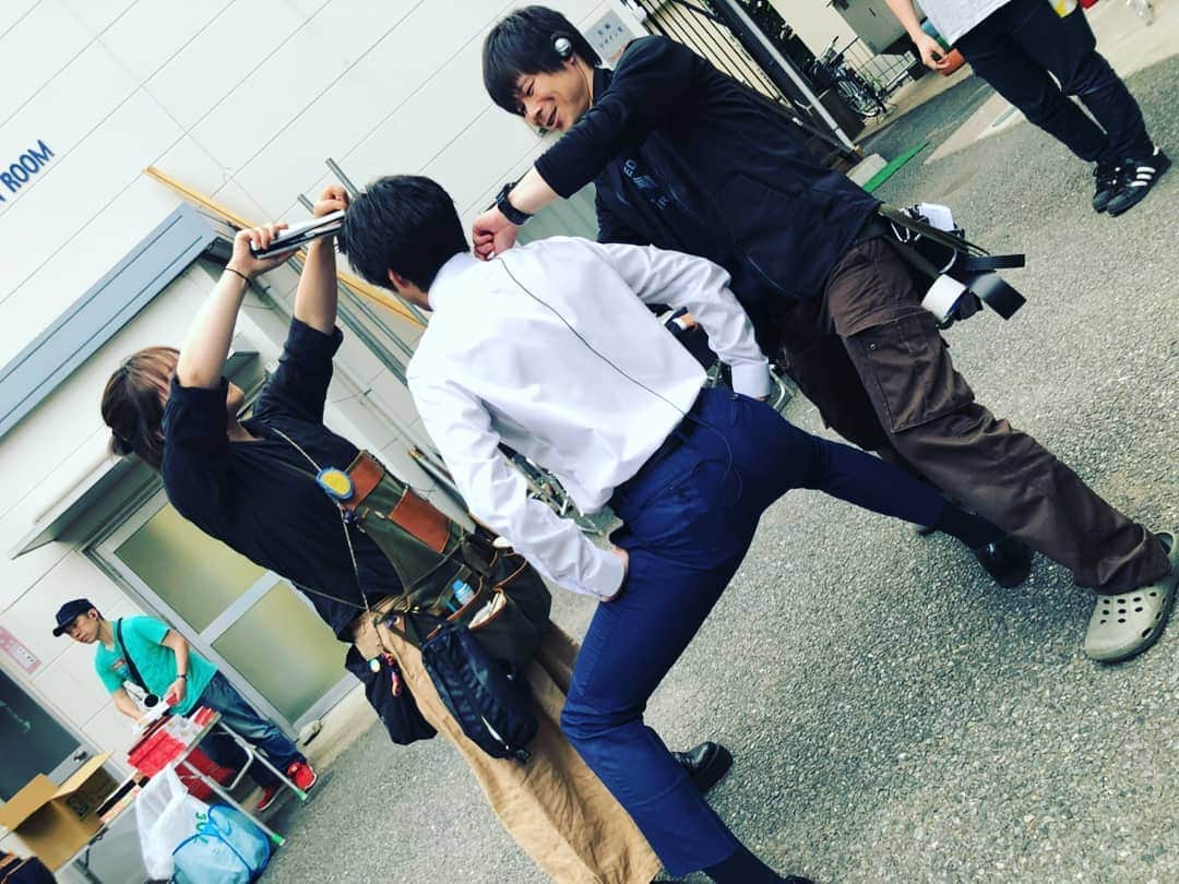 山田裕貴さんのインスタグラム写真 - (山田裕貴Instagram)「『#特捜9』放送中 第８話  ちょと話題にしてもらった ぼくのマナー脚 韓国の俳優さんがやっているみたいですね」6月5日 21時04分 - 00_yuki_y