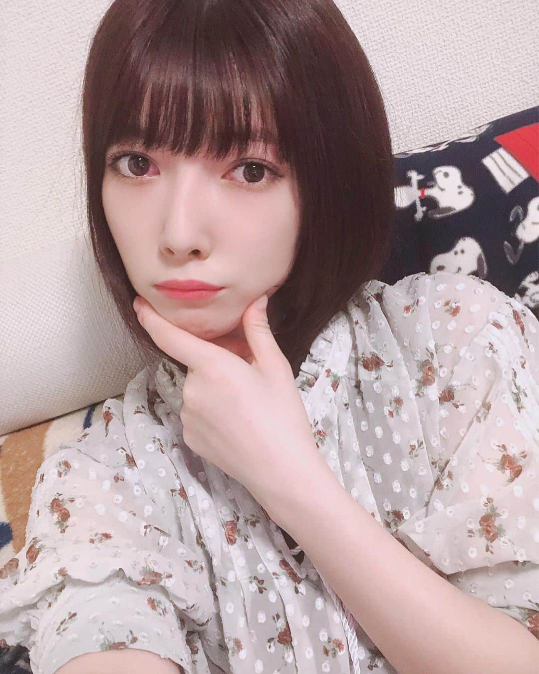 日下部美愛のインスタグラム：「ボブみ . #photo #japan #model #me #portrait #selfie #portraitphotography #fashion #makeup #followme #instagood #camera #한국 #맞팔 #사진 #데일리 #데일리룩 #粉我 #偶像」