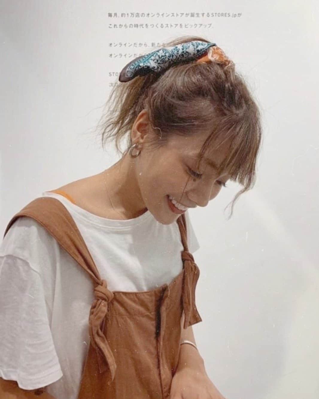 のインスタグラム：「I'm so happy😆🤙🏾 . みんなと居る時間は本当に楽しくて幸せ🌹 . みんなが撮ってくれた✌︎ #❤︎❤︎❤︎」
