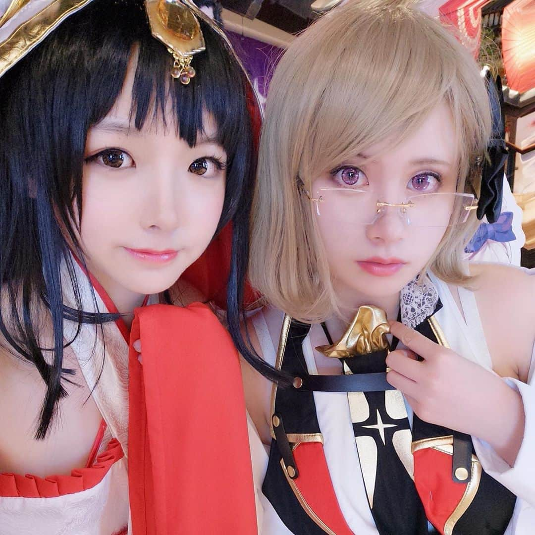 樱群さんのインスタグラム写真 - (樱群Instagram)「my sweeties❣️ @dreamerqwq @rakukoo」6月5日 13時50分 - sakura.gun